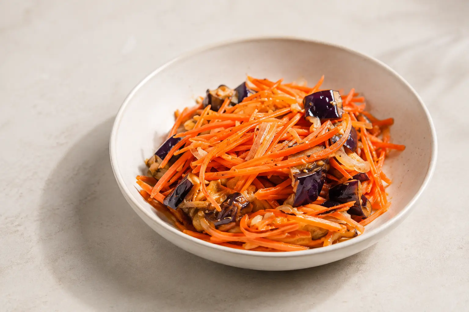 Koreanischer Auberginensalat